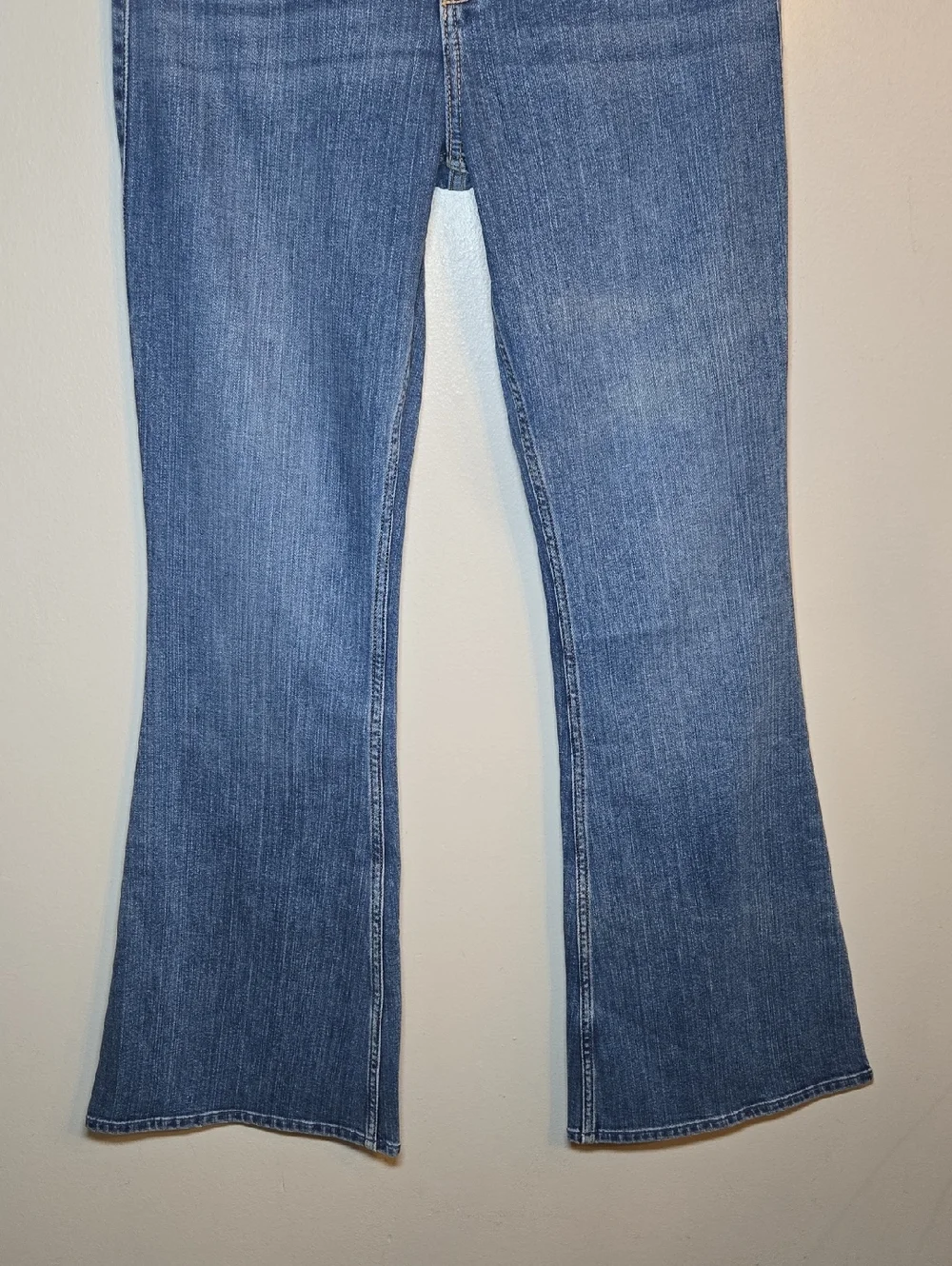 Abercrombie & Fitch The Flare Ultra High Rise Stretch Jeans NWT
